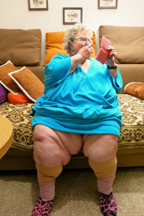 Very Old Granny Porn Picture Galleries